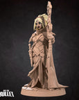 Saray, the Human Sorceress - Iconic Heroes - 3d Printed Miniature sculpted by Bite the Bullet