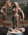 Aktara Adrientem - Lioness Gladiator - 3d Printed Miniature by DM Stash