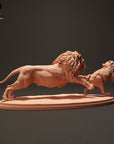 Lion Hunting a Spotted Hyena - 3d Printed 1:24 Scale Miniature by Animal Den