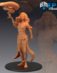 Cloud Giantess / Female Sky Giant / Heavenly Titan